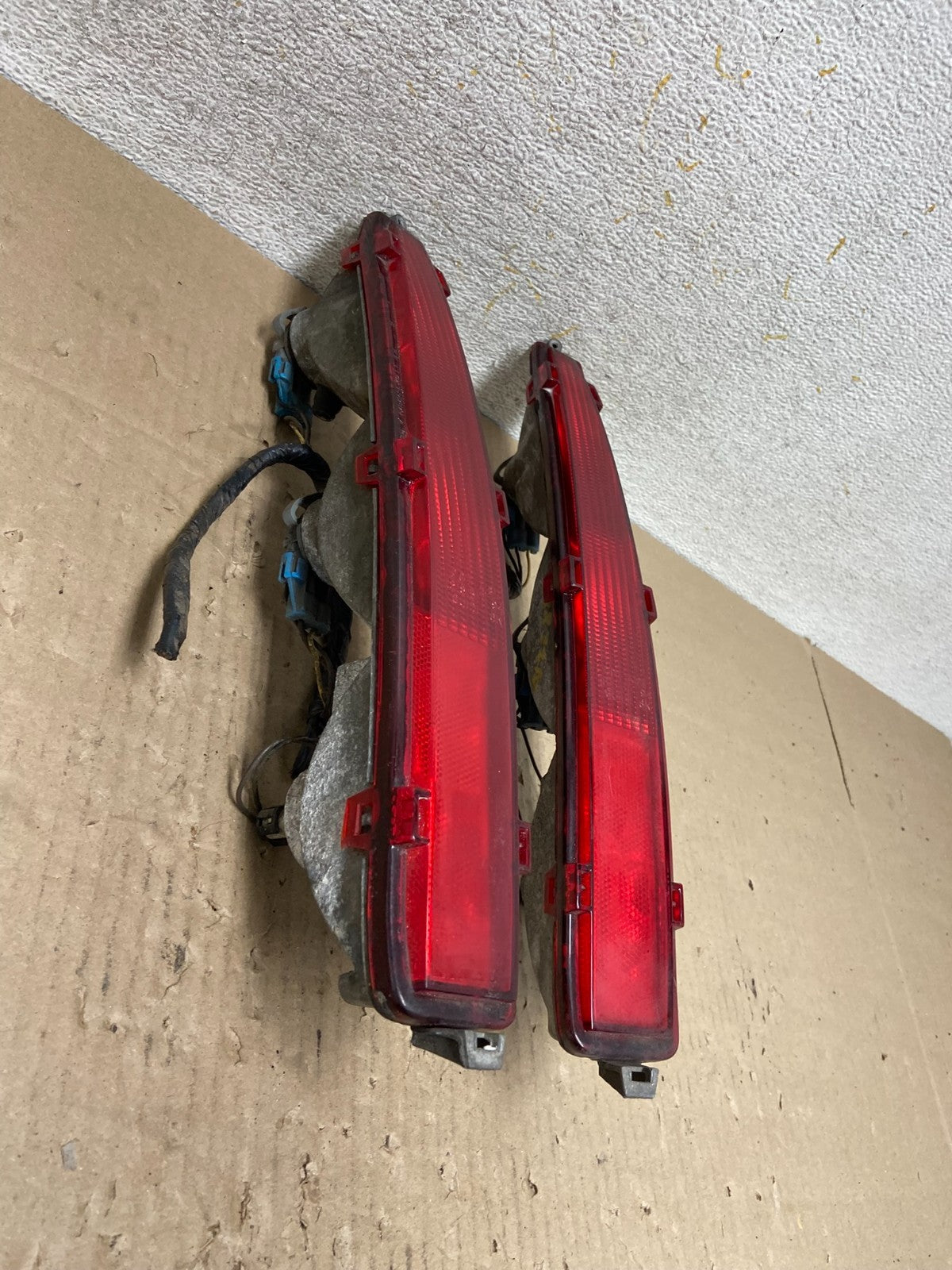 1994 to 1999 Cadillac Deville Left+Right Side Tail lights ai2288 DG2