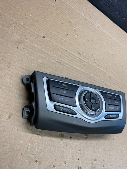2009-2014 Nissan Murano AM FM Radio CD Control Panel AG5204 DG2