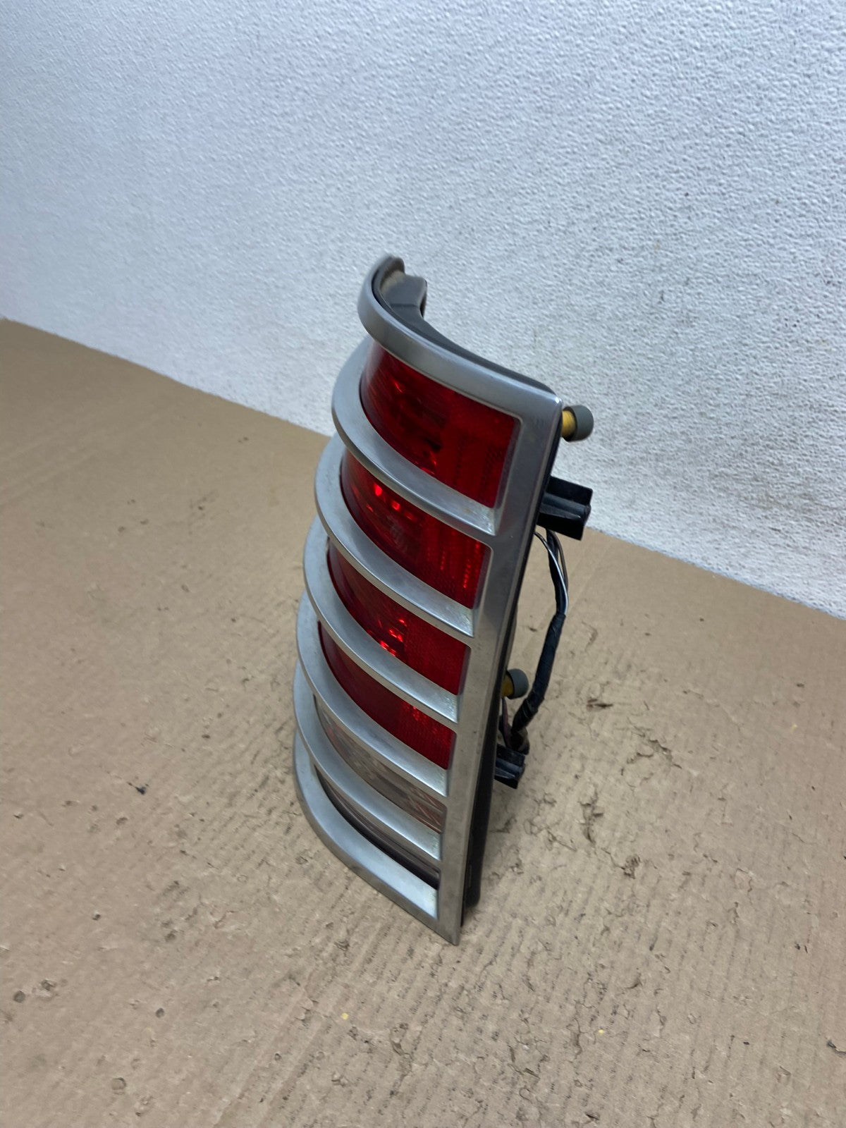 2002 to 2005 Mercury Mountaineer Left Driver Lh Side Tail Light AF2895 LK1