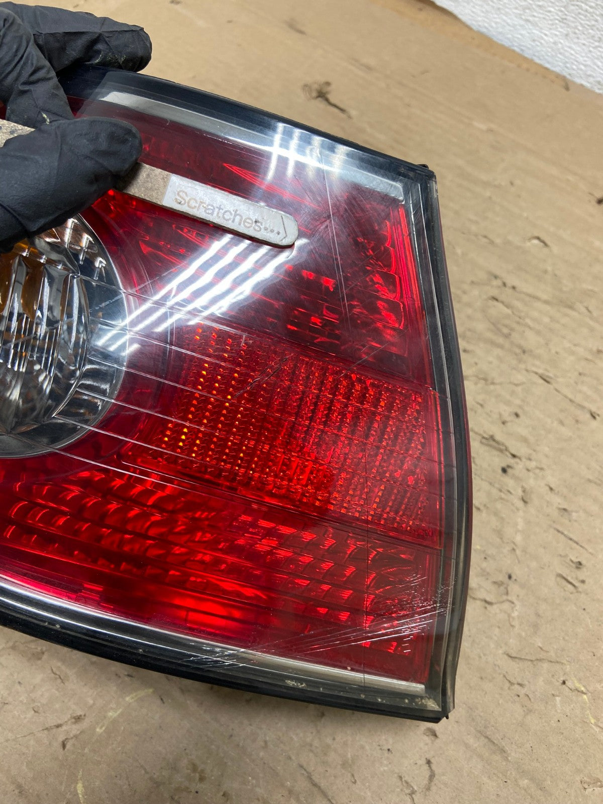 2002 to 2004 Lexus ES300 ES330 Left Driver Side Tail Light AG8330 LK3