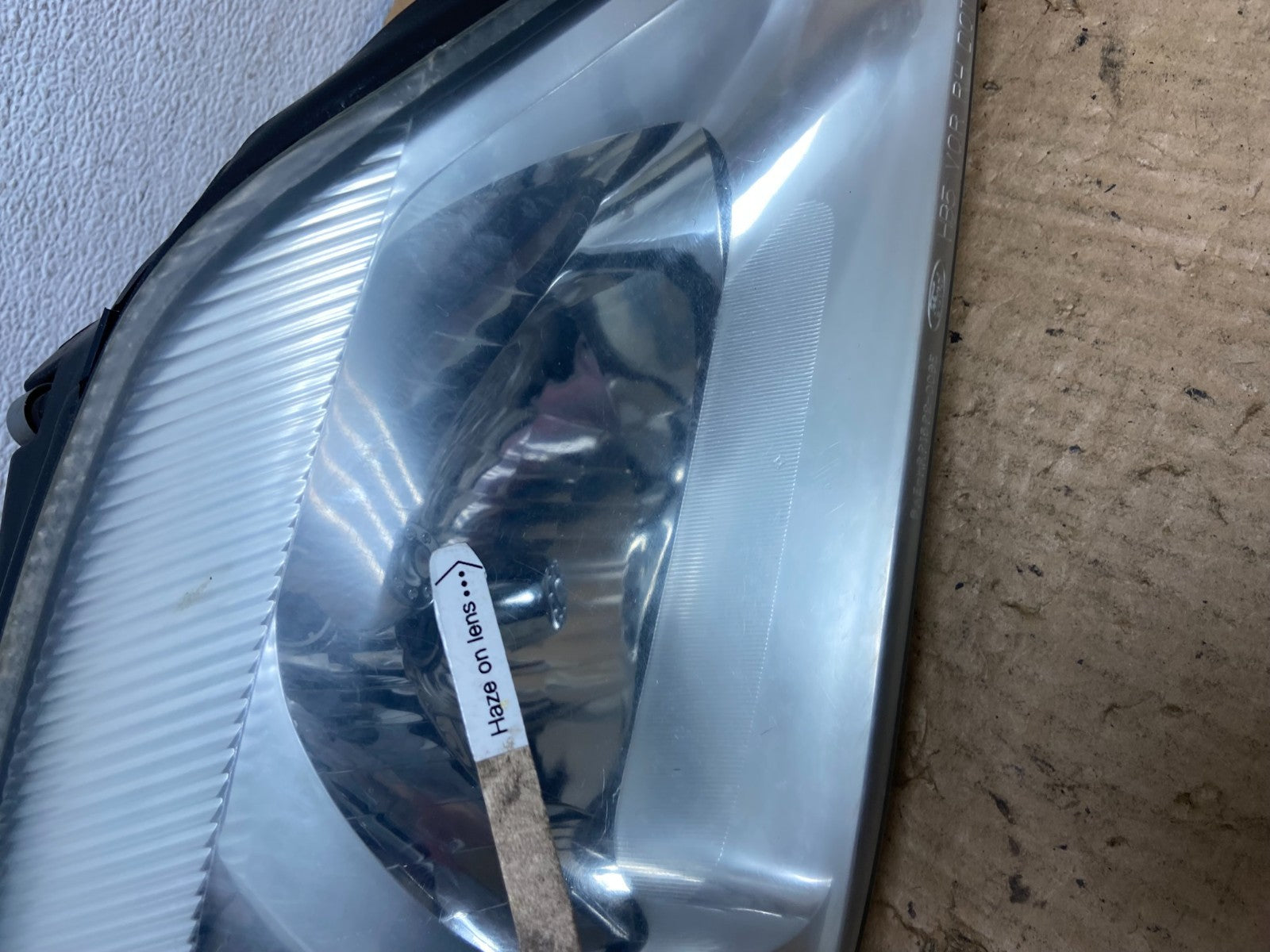 2000 to 2005 Mercury Sable Right Passenger Side Halogen Headlight AC8254 DW4