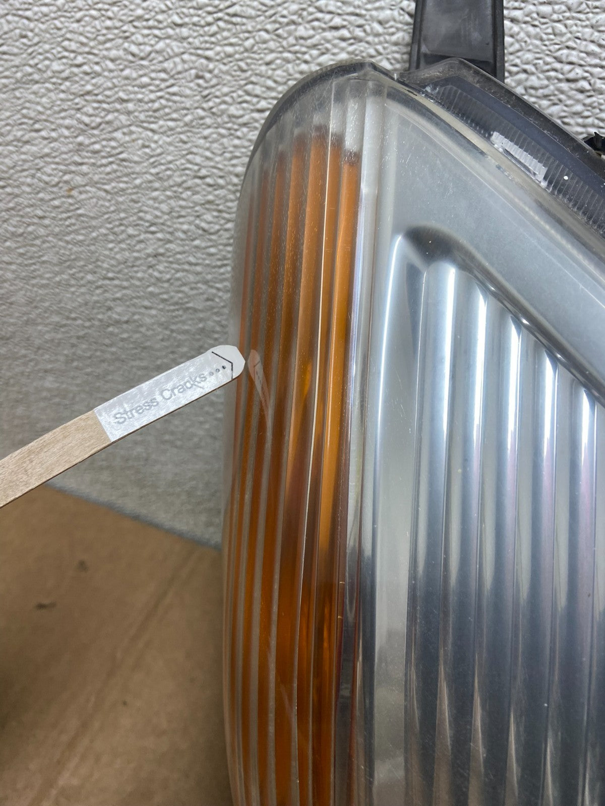 2001 - 2003 Toyota Rav4 Right Passenger RH Side Headlight Halogen DEPO Y8797 DW4