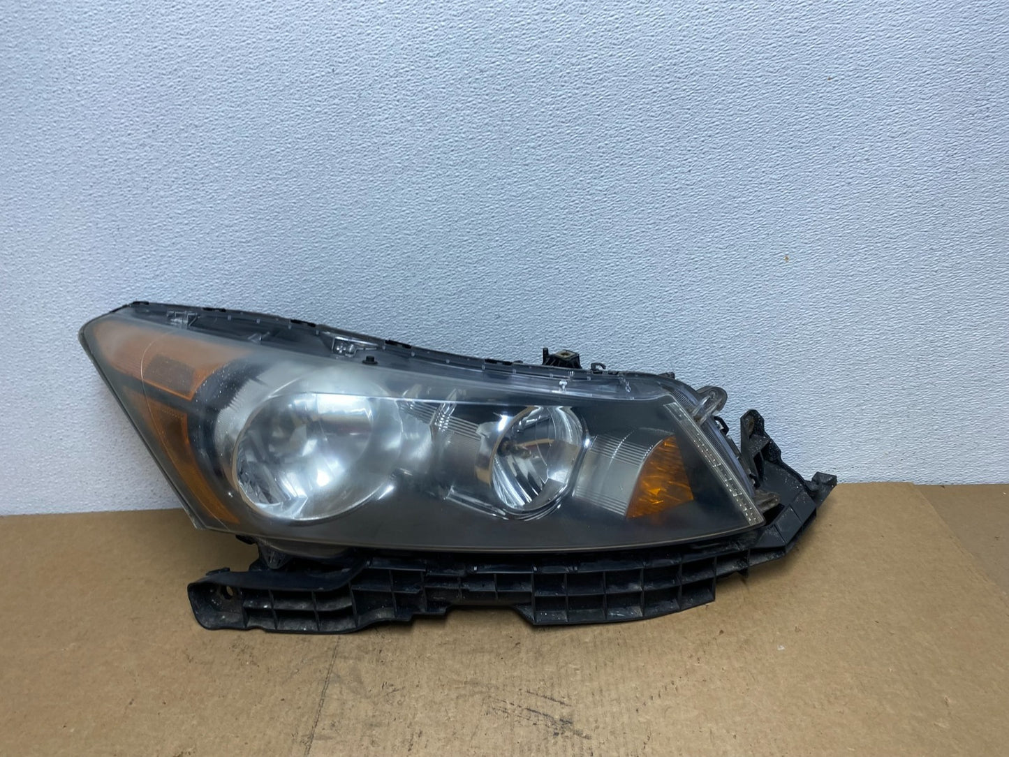 2008 to 2012 Honda Accord Sedan Right Passenger RH Headlight AC3242 DW0
