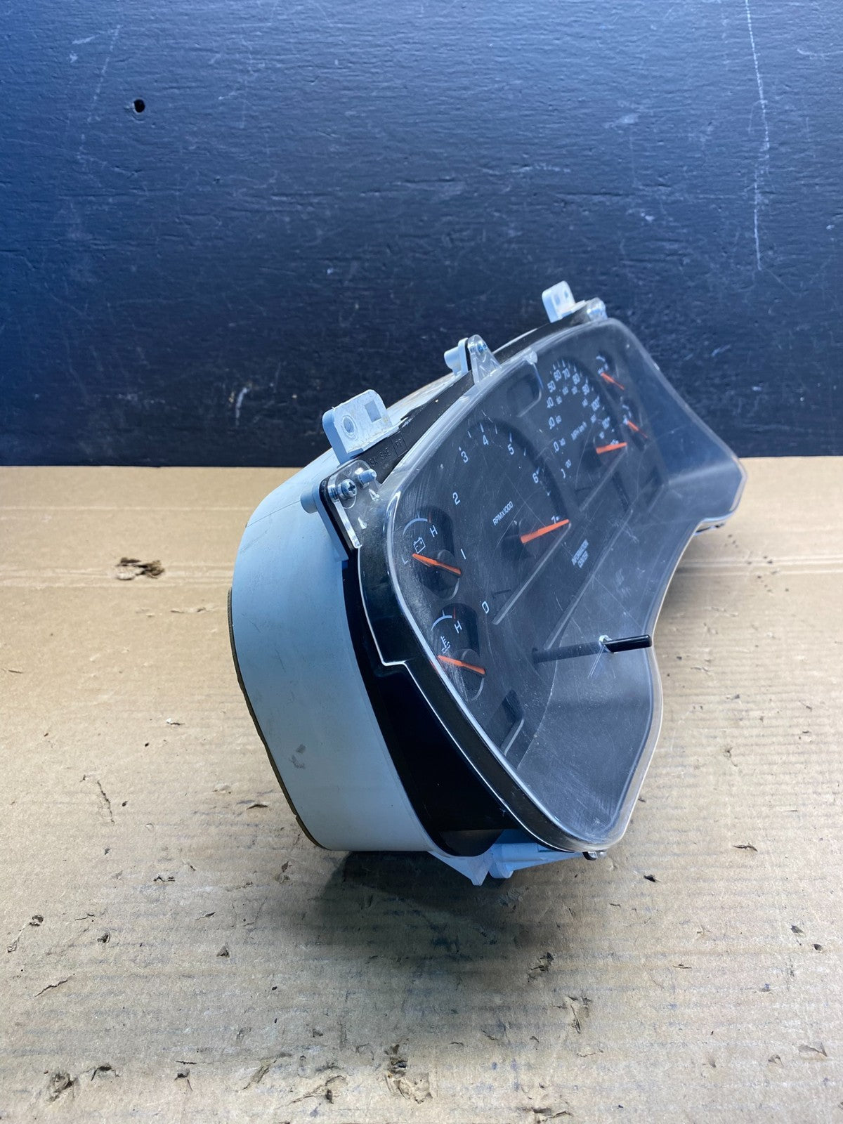 2003 Dodge Durango 4.7L Speedometer Instrument Cluster Gauge AD6578 DG1