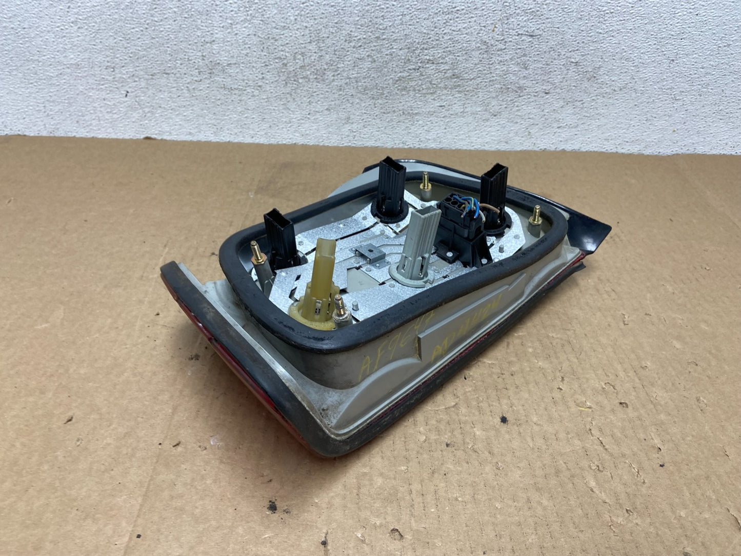 1992 to 1998 BMW 3-Series E36 M3 Coupe Right Passenger RH Tail Light AF9647 DW6