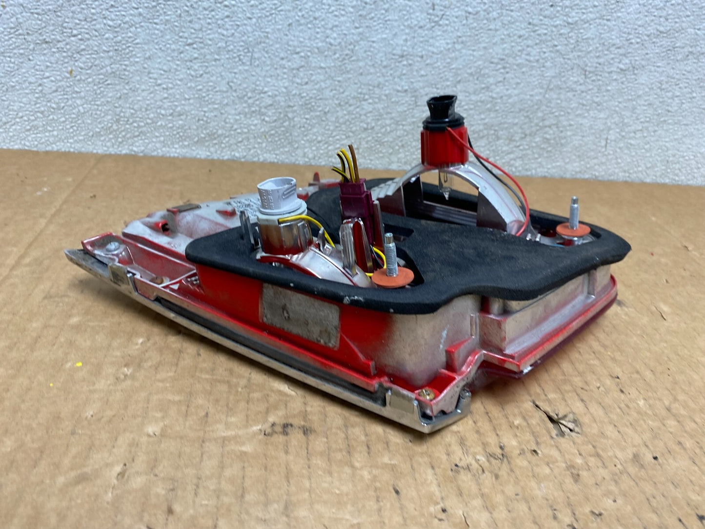 2009 - 2012 Bmw 7-Series F01 F02 750i Left Driver Inner Tail Light G2433 KC3