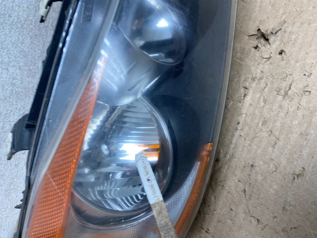 Halogen 2006 to 2008 BMW 3 Series Headlight Right Passenger Side AI1025 DW4