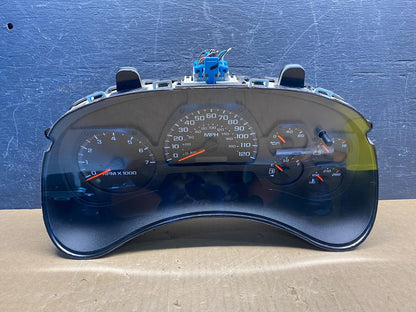 2002 to 2005 Chevrolet Trailblazer Speedometer Cluster Gauge AG7415 DG0