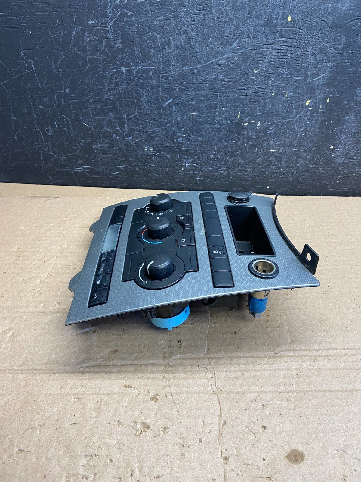 2005 2006 2007 Jeep Commander Grand Cherokee A/C Climate Control Bezel AF2047 DW1