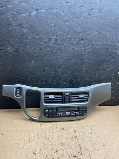 2005 to 2010 Honda Odyssey Radio Climate Control Dash Trim Bezel T8489 DG0