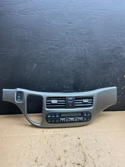2005 to 2010 Honda Odyssey Radio Climate Control Dash Trim Bezel T8489 DG0