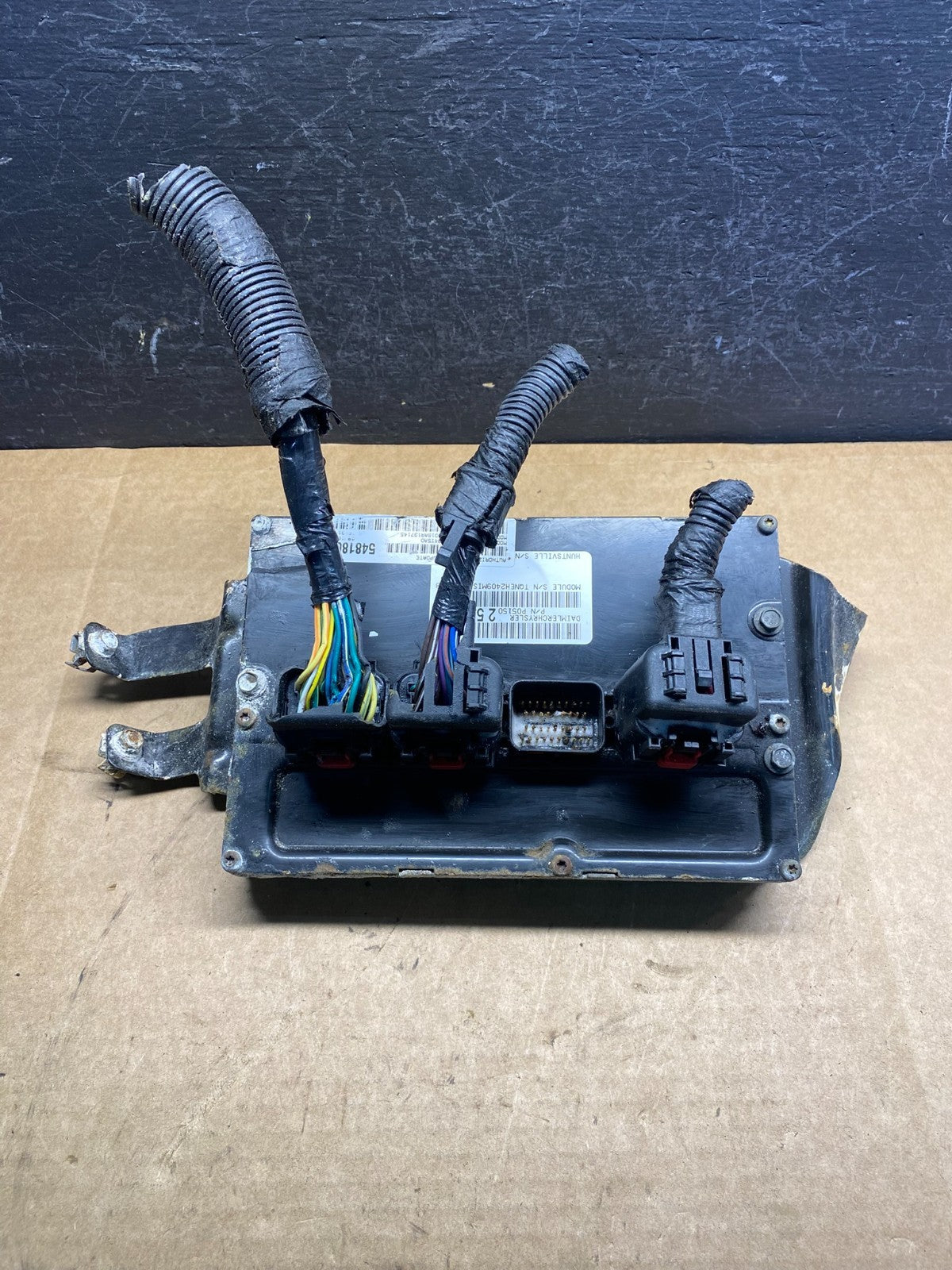 2008 to 2010 Dodge Grand Caravan Engine Computer Module ECM PCM ECU ad7543 DG0