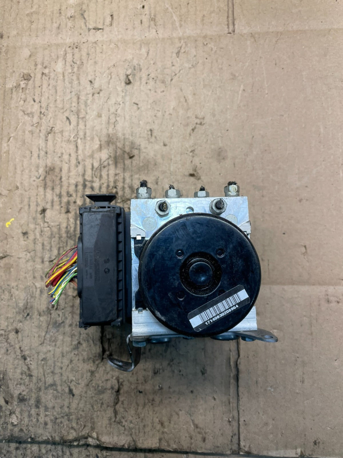 2006 to 2011 BMW 328i 330i ABS Anti-Lock Brake Pump 6771824 W1166 DG5