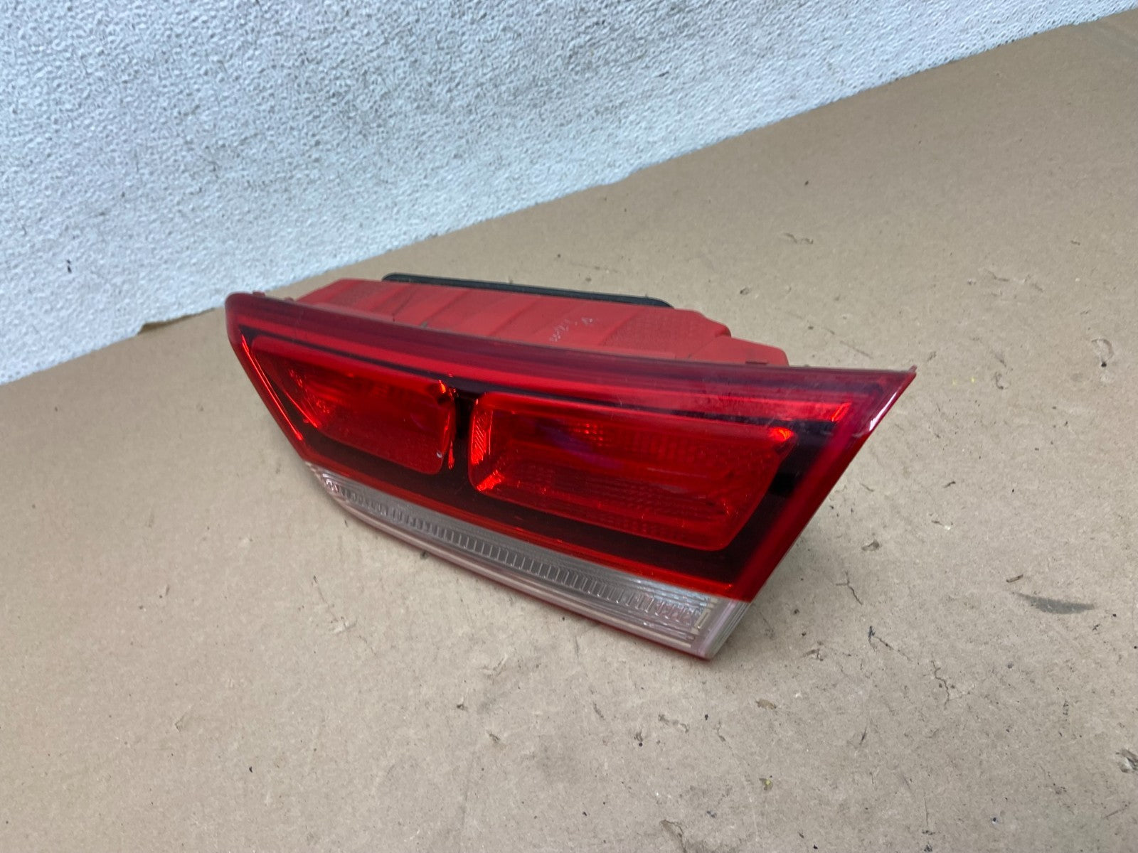 2016 to 2018 Kia Optima Right Passenger Side Tail Light Inner AG40761
