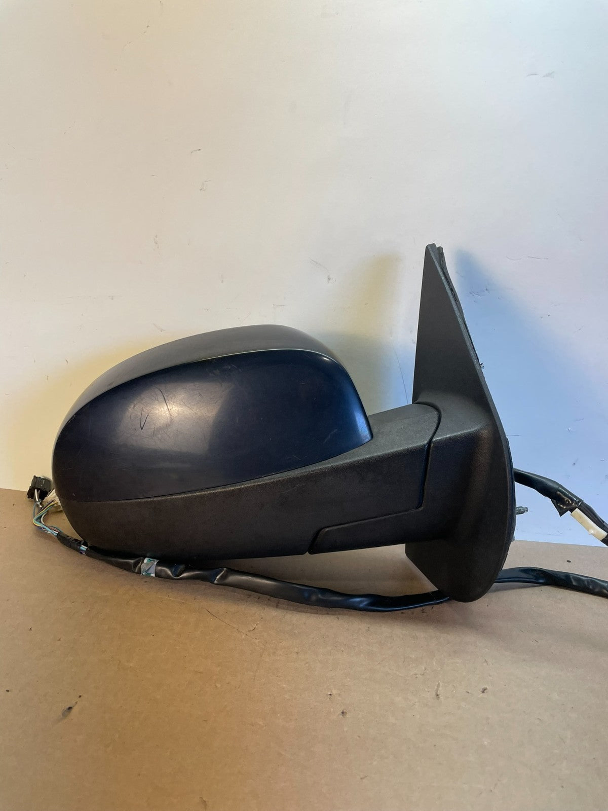 2007 - 2013 Chevrolet Silverado Sierra Right Passenger Side Mirror AI0860 DG0