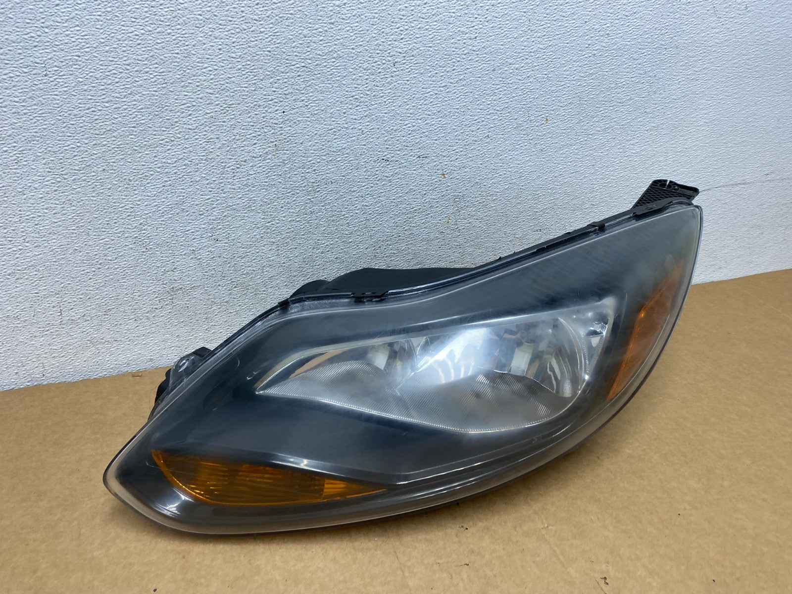 2012 2013 2014 Ford Focus Left Driver Lh Side Halogen Headlight AD5285 DW2