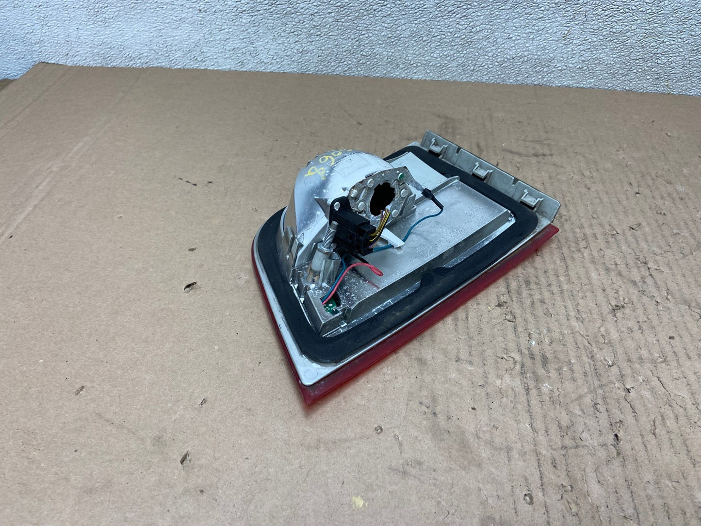 2007 to 2010 Bmw X5 E70 Right Passenger Rh Side Inner Tail Light Oem AB6068 LK4