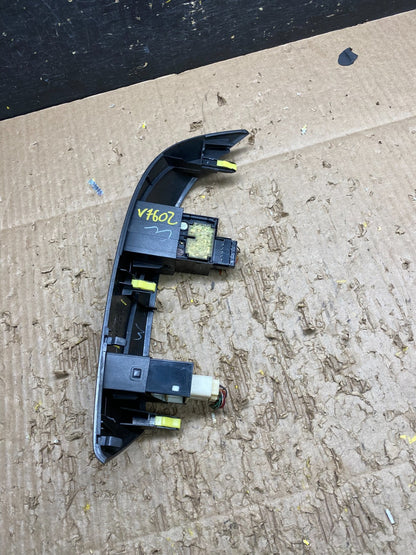 2004 to 2010 Toyota Sienna Left Side Climate Switches Bezel Trim OEM V7602 DG2