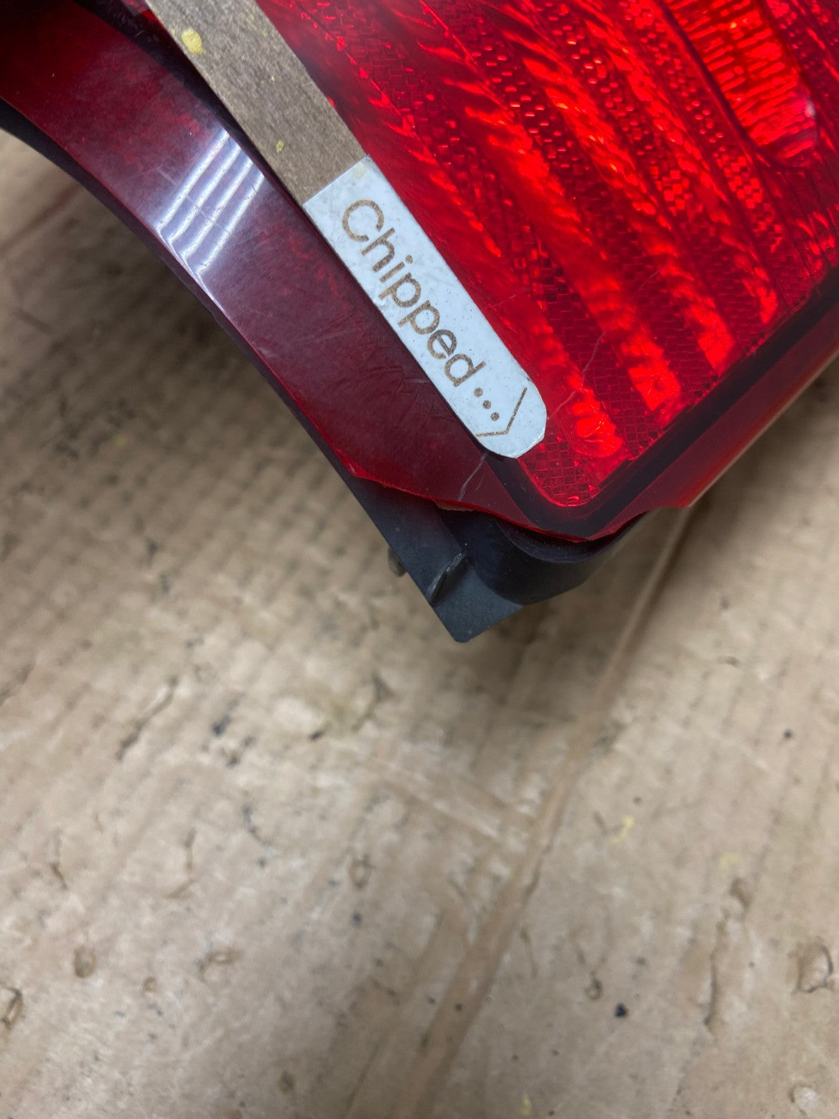 2002 to 2005 Ford Explorer Right Passenger Rh Side Tail light AI6863 LK4