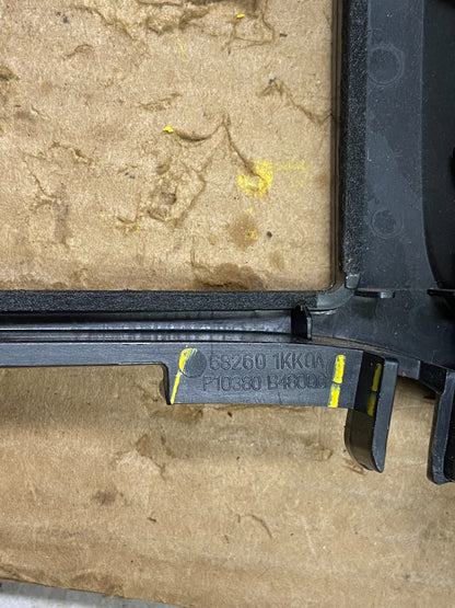 2011 to 2014 Nissan Juke Center Console Radio Bezel Trim OEM  W3369 DG6