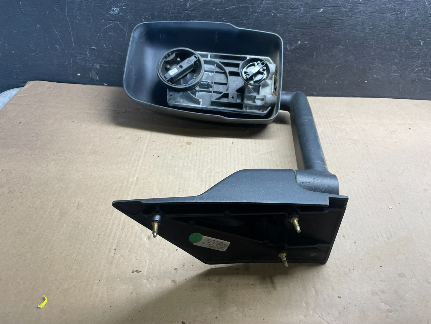 2005 Chevrolet Express G3500 G4500 Right Passenger RH View Mirror O8648 DG4