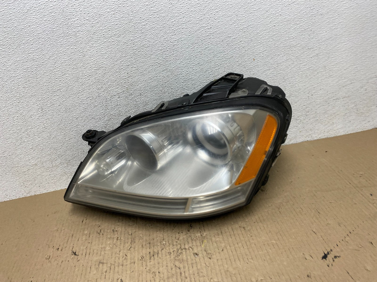 Halogen 2006-2009 Mercedes-Benz ML-Class Headlight Left Driver LH AF6000 DW0
