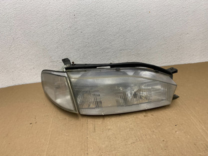 1992 1993 1994 Toyota Camry Right Passenger RH Halogen Headlight AC5674 DW0