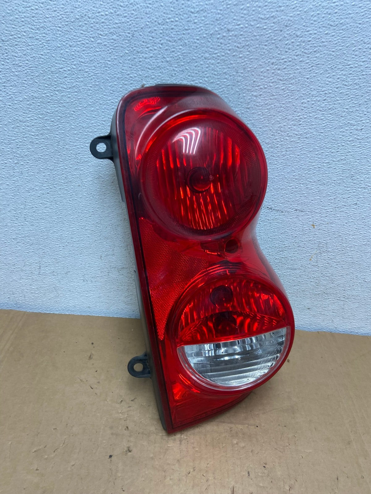 2004-2009 Dodge Durango Tail Light Right Passenger RH Side AD2791 LK2