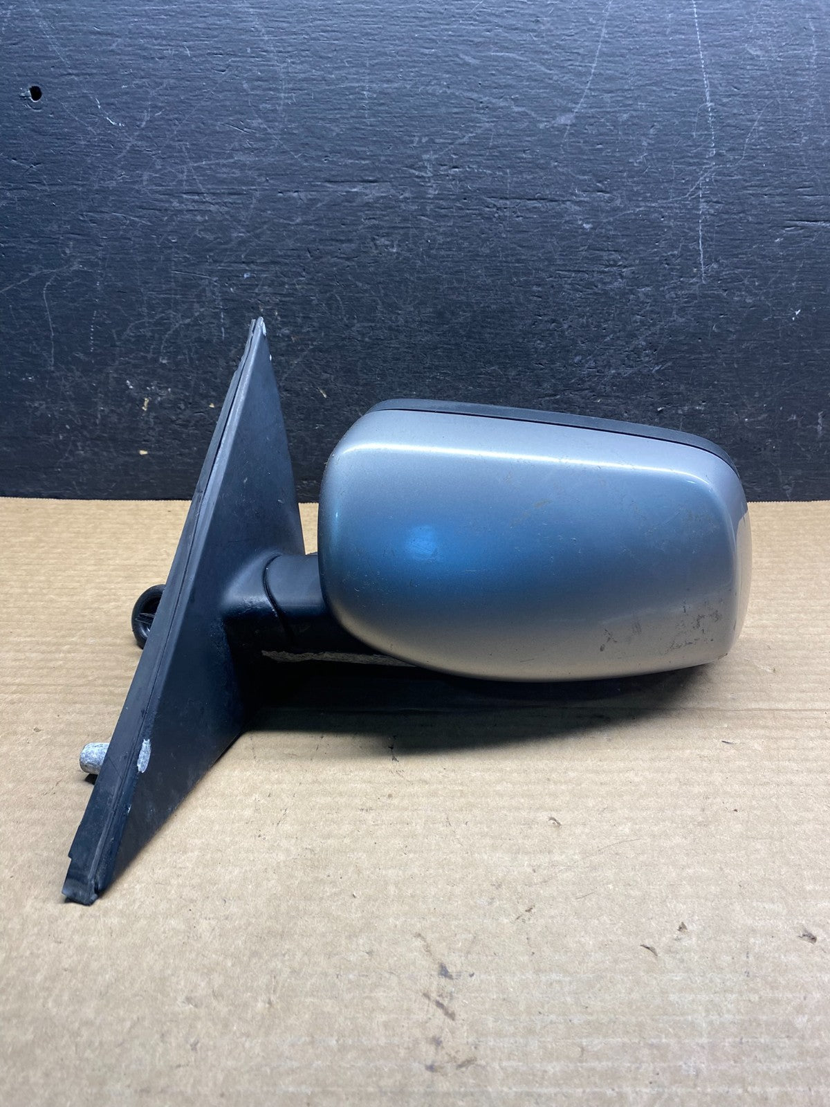 2004 - 2006 BMW 5-Series 525i 530i Left Driver LH Door View Mirror AF7789 DG0