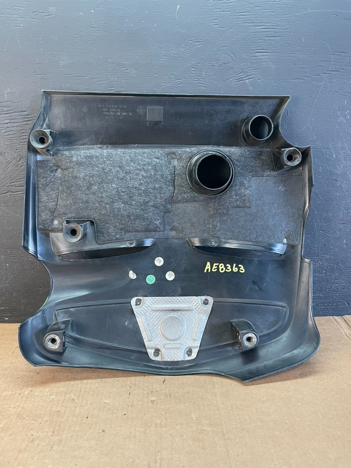 2014 to 2018 Mercedes CLA250 Front Top Engine Motor Cover Panel ae8363 DG5