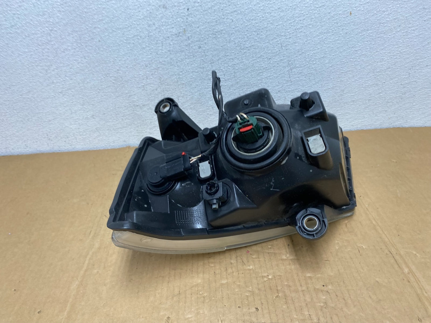 2008 to 2010 Dodge Caravan Right Passenger RH Halogen Headlight AC7554 DW4