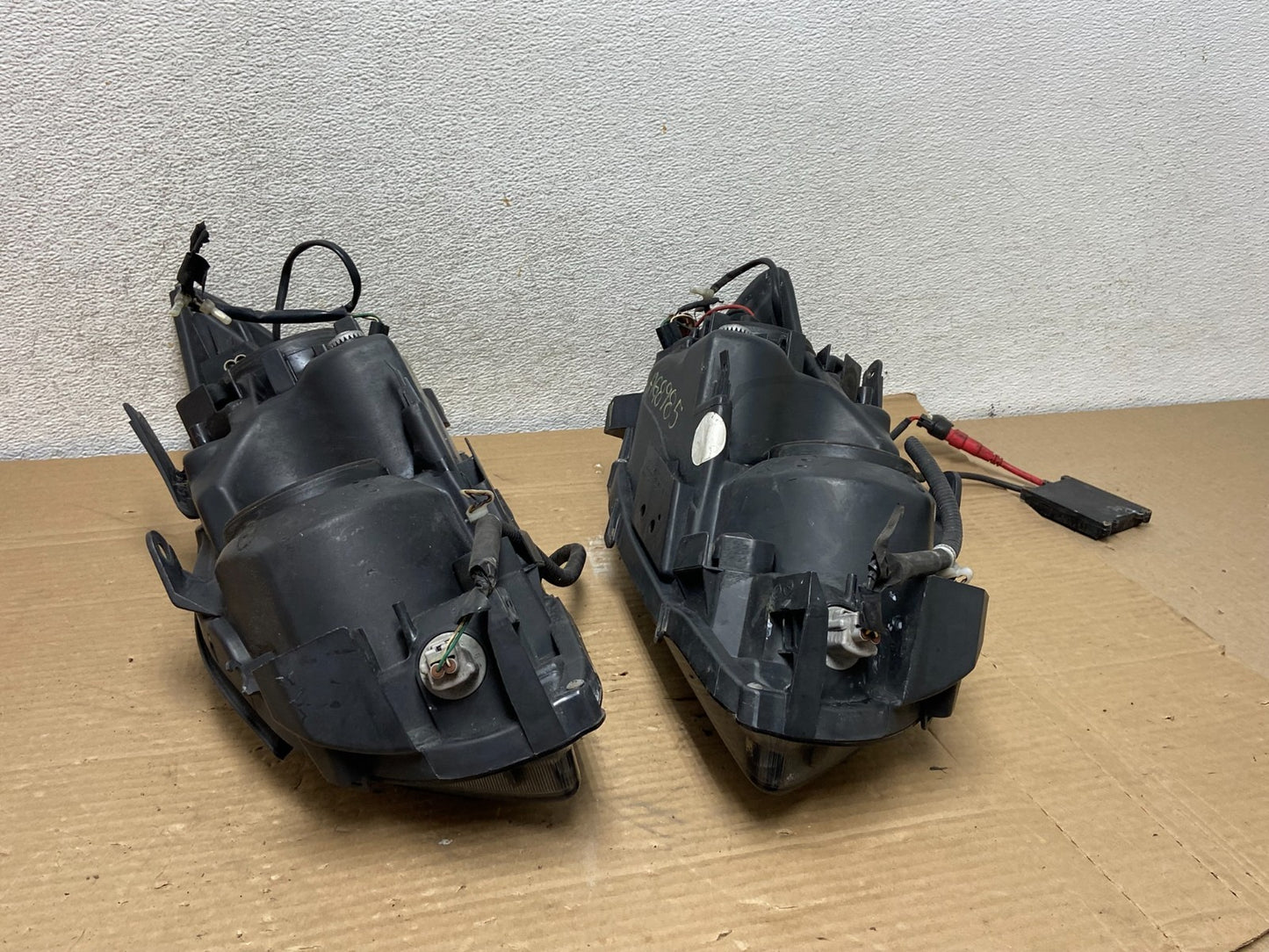 2005 2006 2007 Scion Tc Left+Right Side Halogen Headlights AG8985 DW10