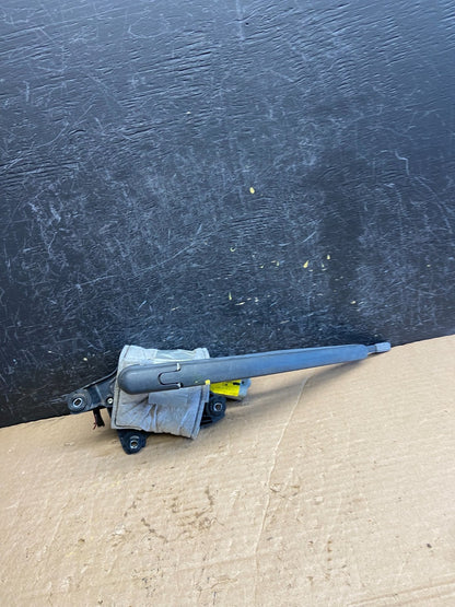 2011 to 2019 Ford Explorer Rear Windshield Wiper Motor AF2251 DW0