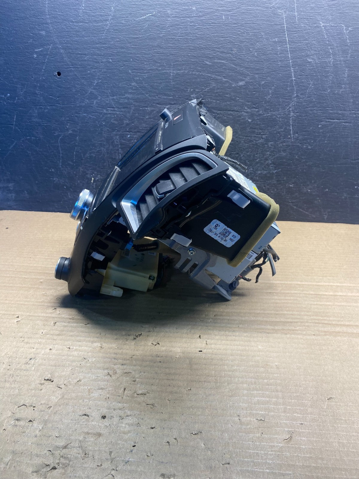 2013-2018 Acura RDX Climate Control Radio Screen Control Panel Air Vent AF38821