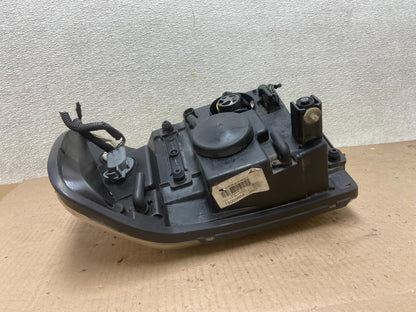 2002 to 2009 Gmc Envoy Right Passenger RH Side Headlight Halogen AA0567 DW6