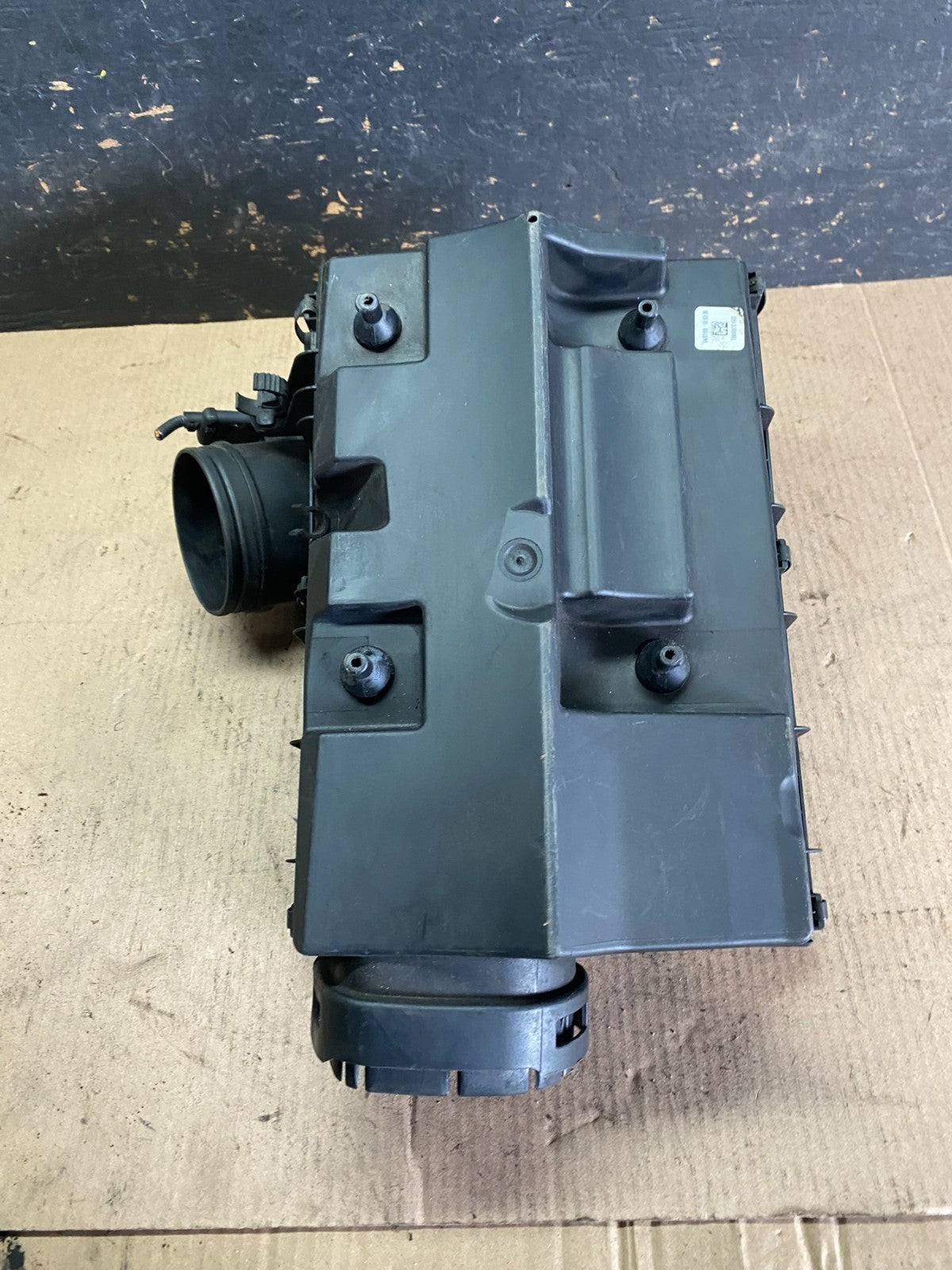 2007 to 2010 BMW X5 Air Intake Cleaner Filter Housing Box S9791 DG4