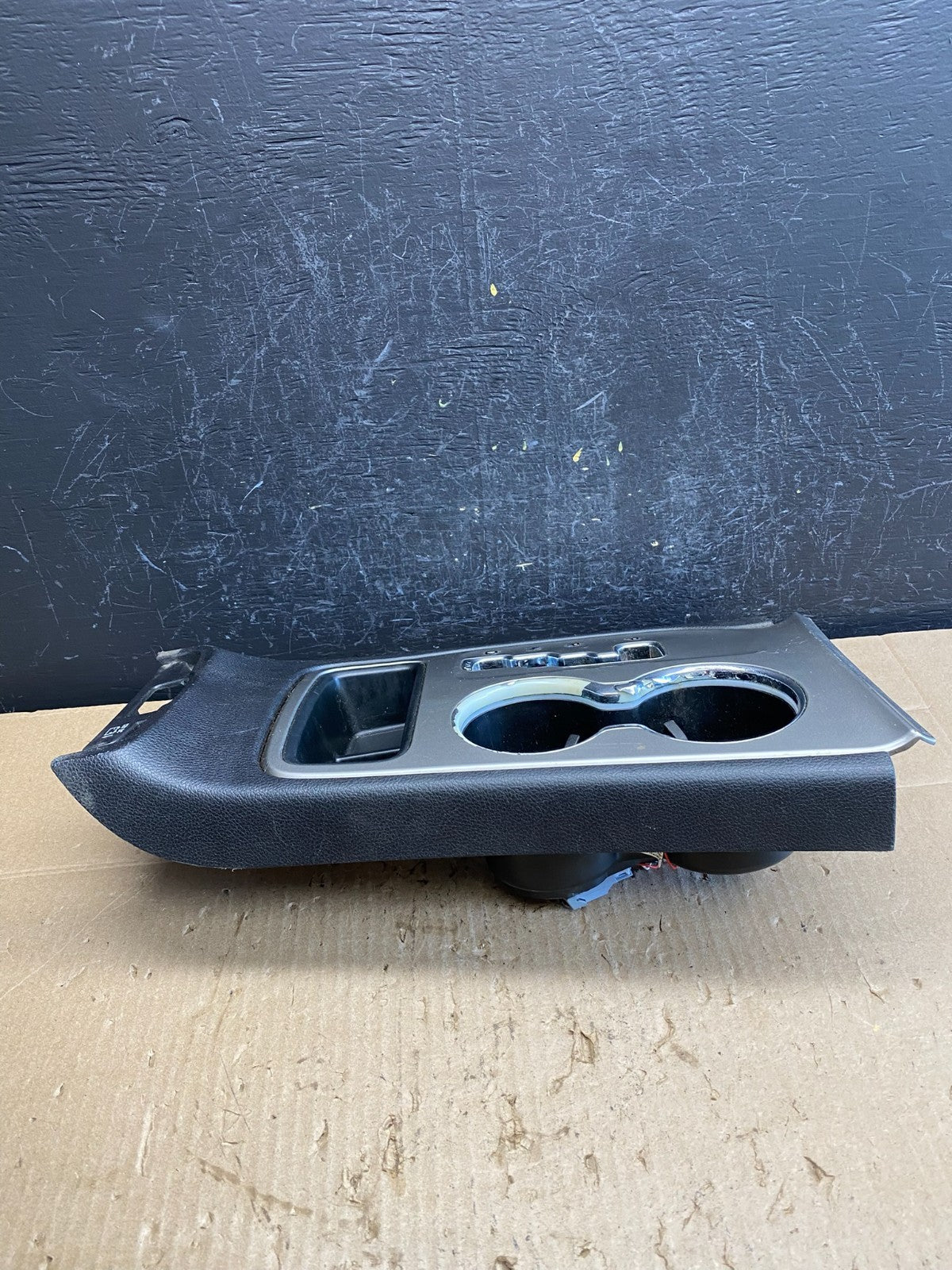 2011 to 2013 Jeep Grand Cherokee Center Console Shifter Cup Holder AC9161 DG2