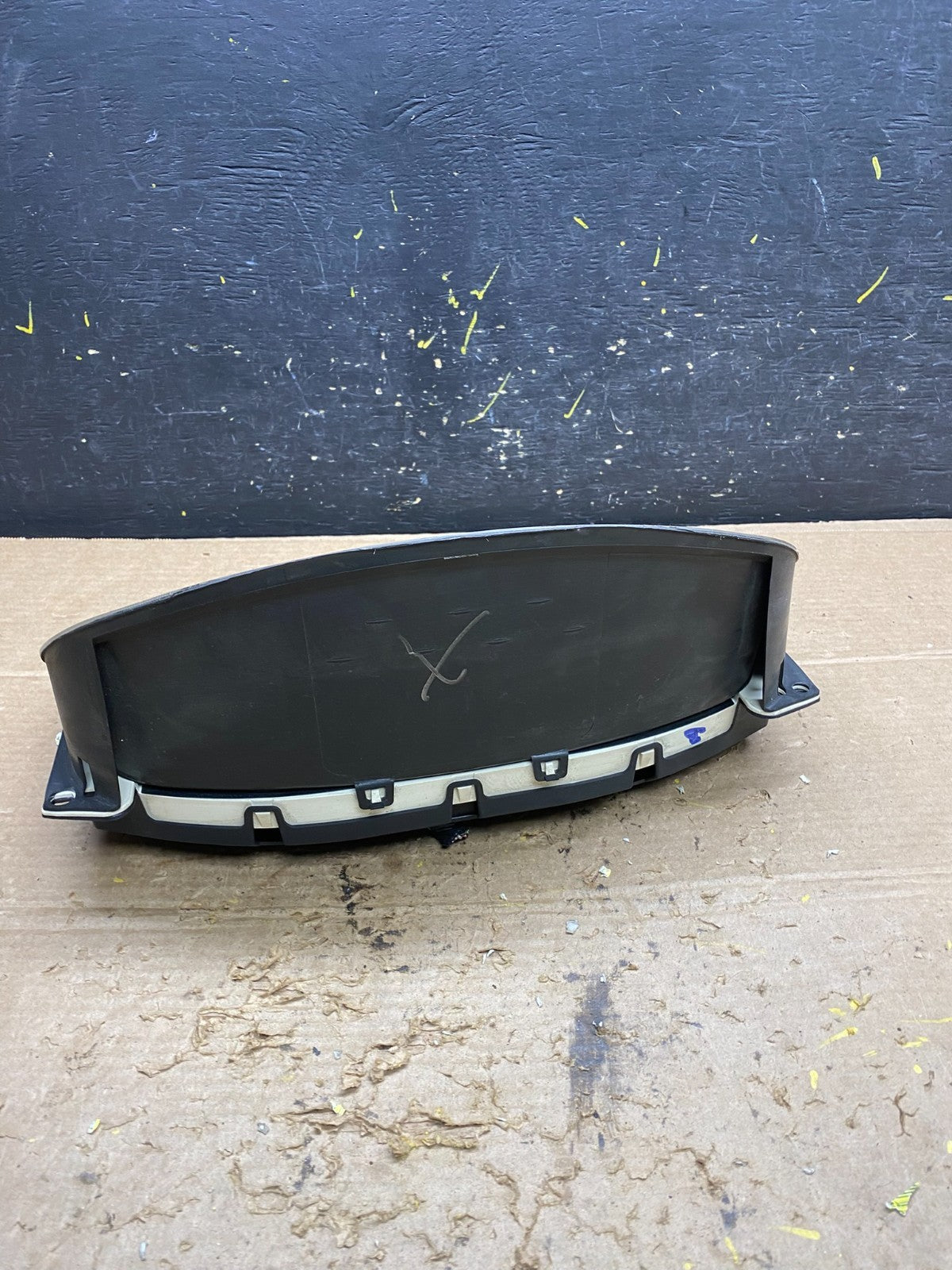 2008 to 2010 Chevrolet Express Speedometer Cluster Gauge x1398 DG5