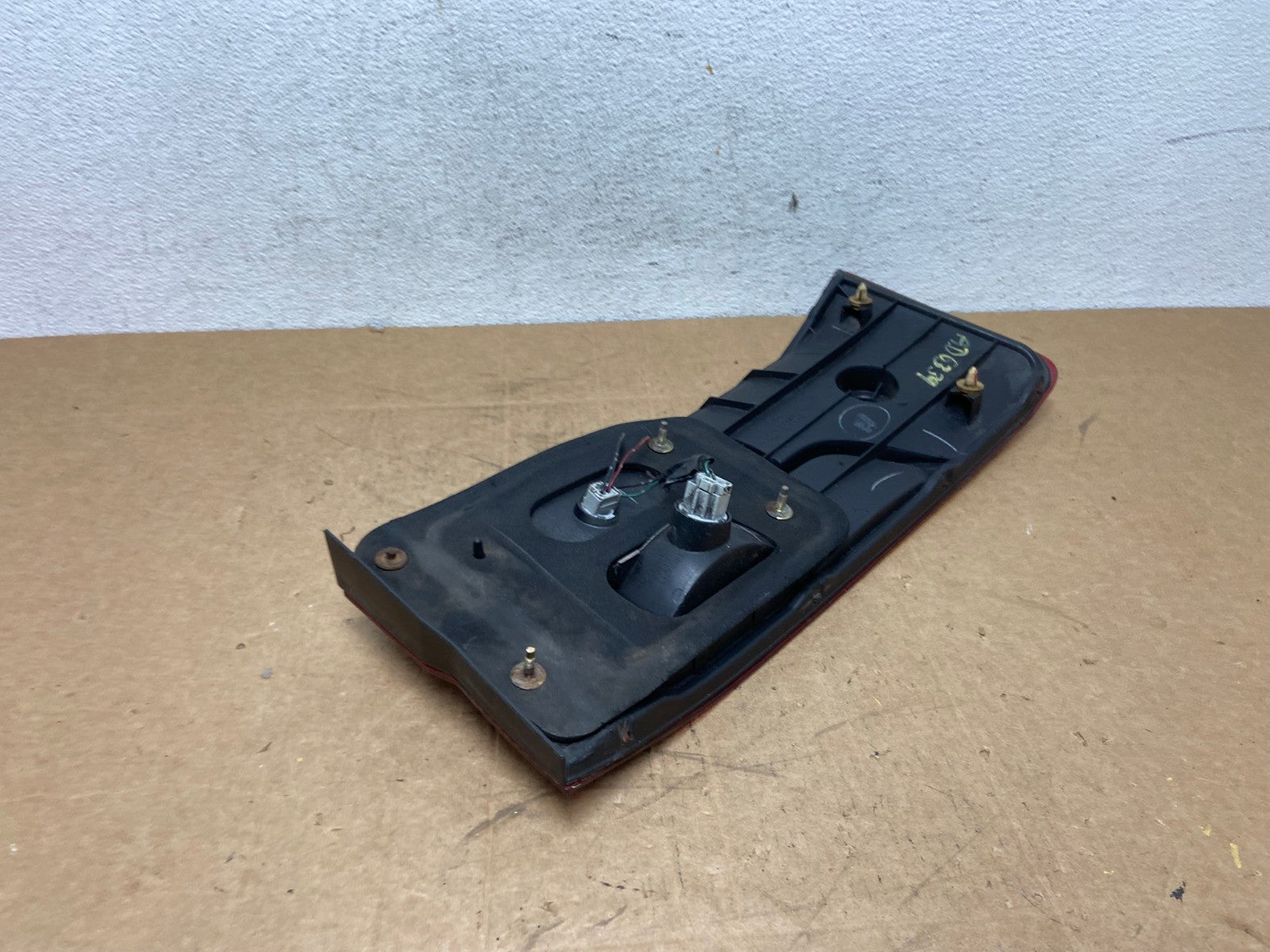 1999 2000 2001 Honda Odyssey Right Passenger RH Tail Light Inner AD6339 LK5