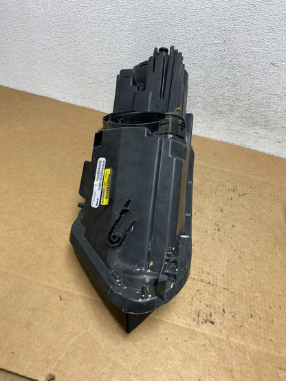 2012 to 2018 Volkswagen Tiguan Right Passenger RH Halogen Headlight AD5235 DW10