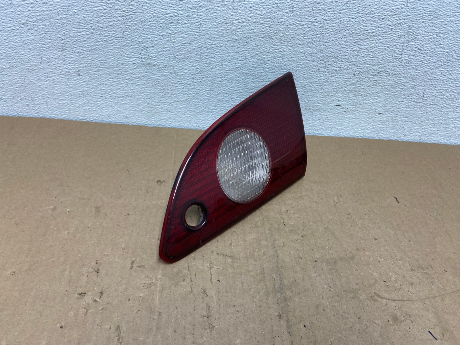 2001 2002 Toyota Corolla Right Passenger RH Side Inner Tail light AC5813 LK2