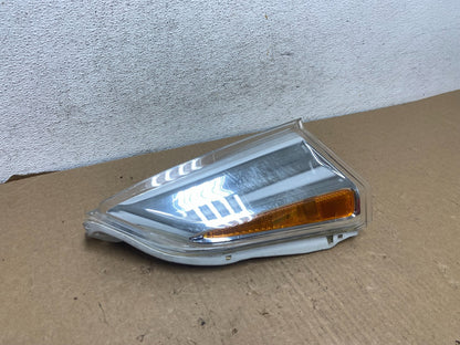 2013 - 2017 Nissan Leaf Right Front Passenger Side Turn Signal Marker AF7363 DG2
