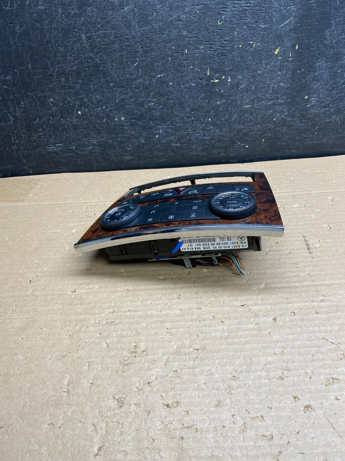 2007-2012 Mercedes X164 GL350 GL450 Climate Control Bezel Wood Switch AG6388 DG3