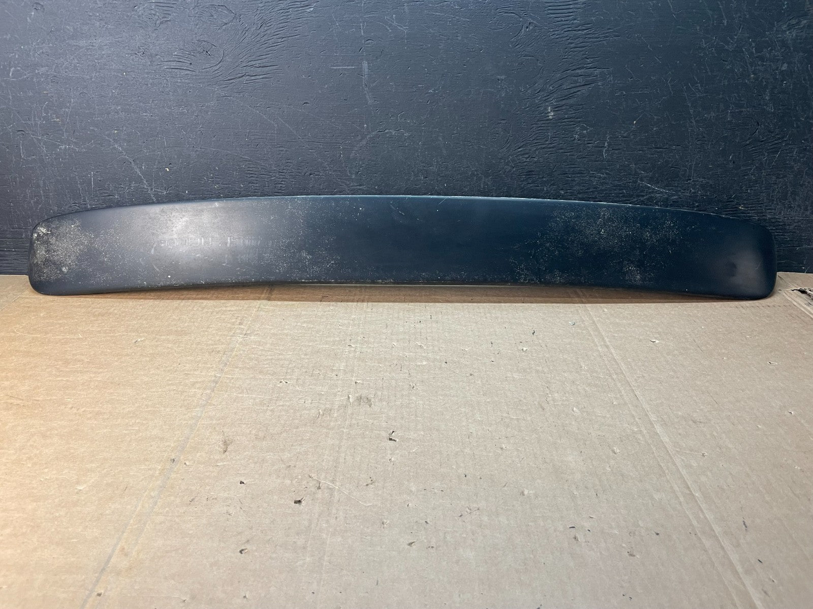2006 to 2008 Kia Sorento Rear Wing Spoiler AE84580