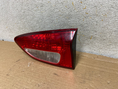 2006 2007 Subaru Tribeca B9 Right Passenger Side Tail Light Inner AH8496 LK2