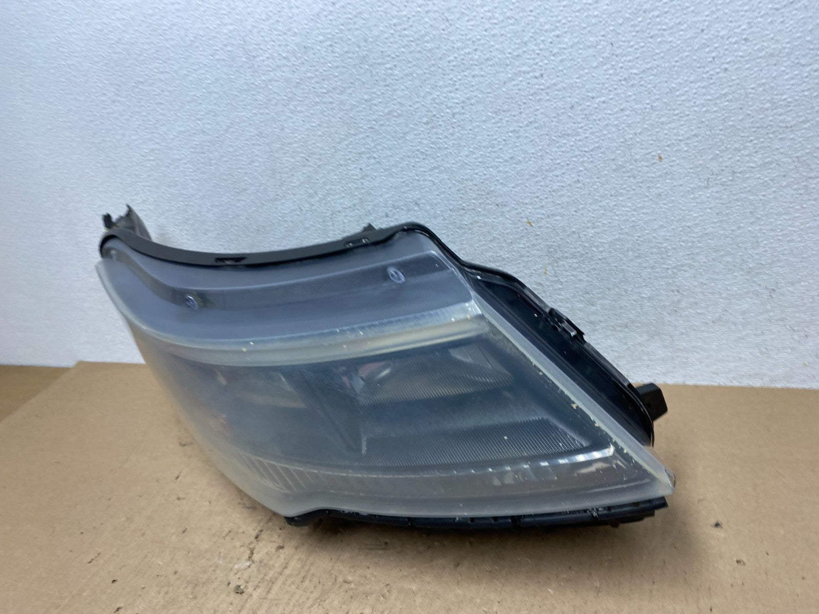 2016-2019 Ford Explorer Right Passenger Led Black Headlight W/Module AE6540 DW1