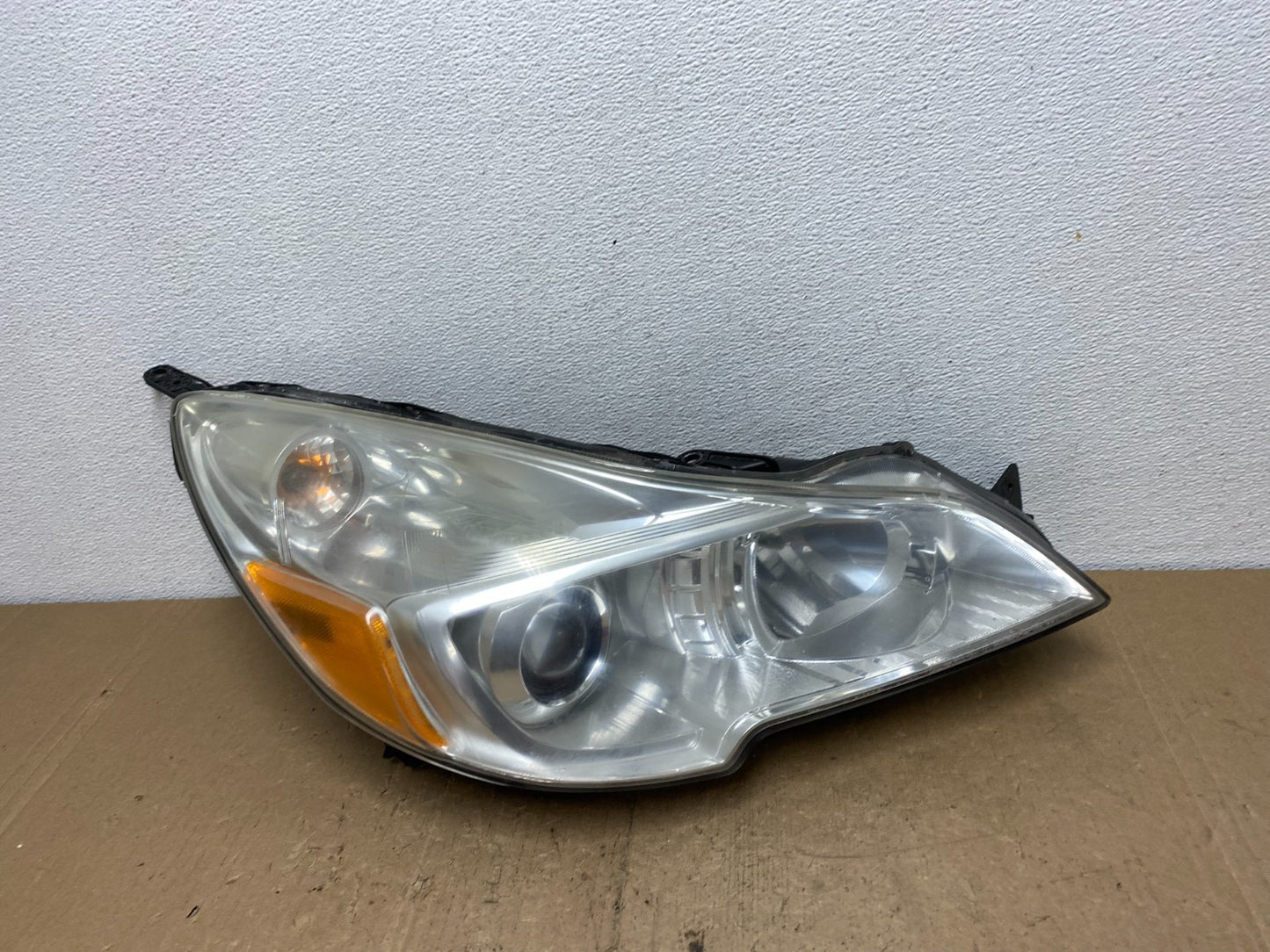 2013 - 2014 Subaru Legacy Outback Right Passenger Headlight AC6057 DW0