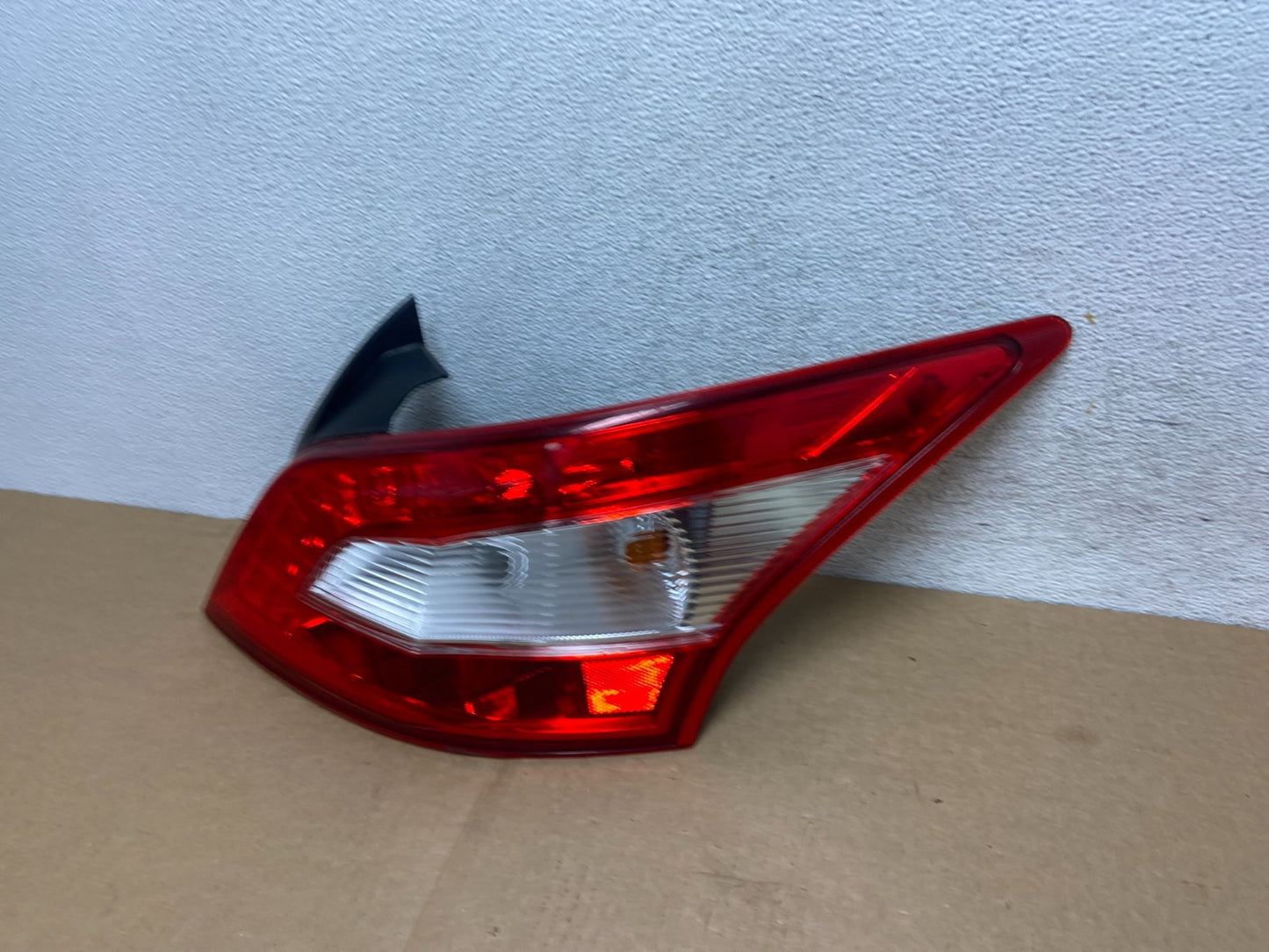 2009 2010 2011 Nissan Maxima Right Passenger RH Side Tail light AF9510 DW1