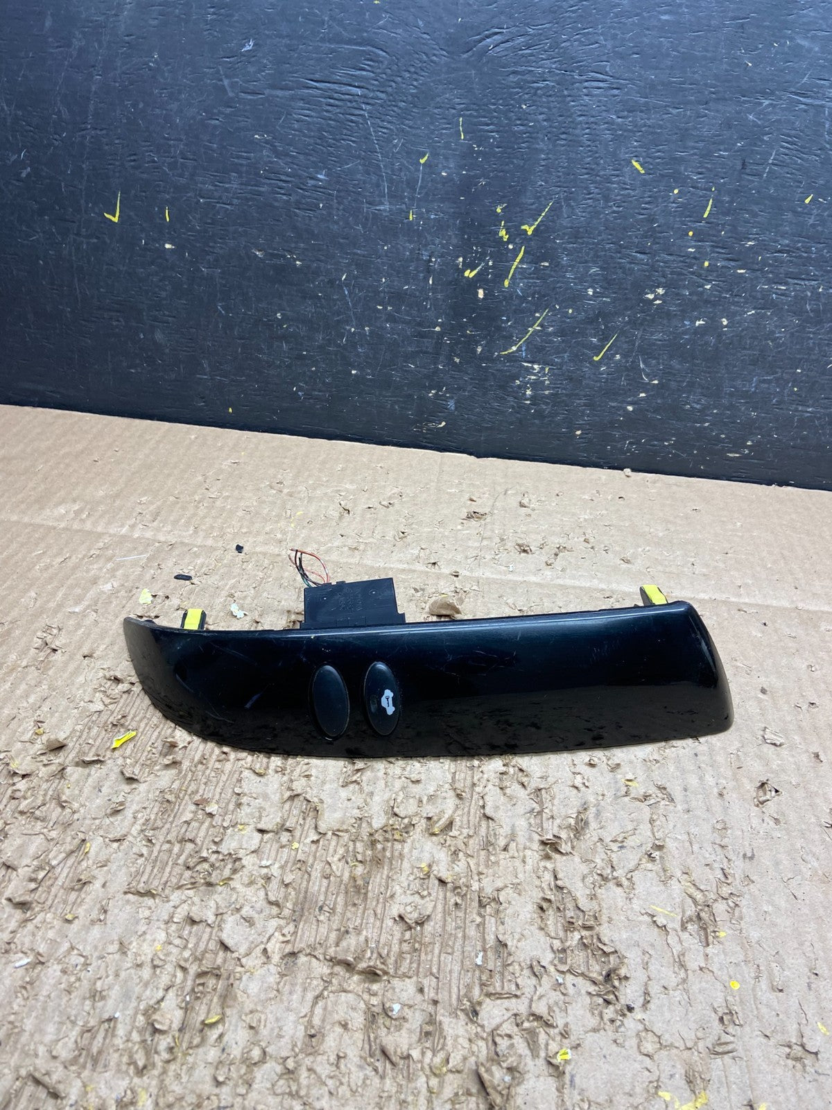 2004 to 2010 Toyota Sienna Switch Key Light Indicator Bezel Trim OEM V7919 DG0