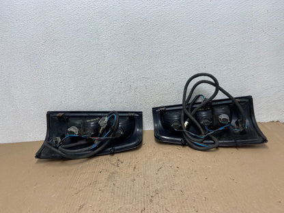 2003-2006 Chevrolet Silverado Left + Right Side Tail lights AE8846 LK5